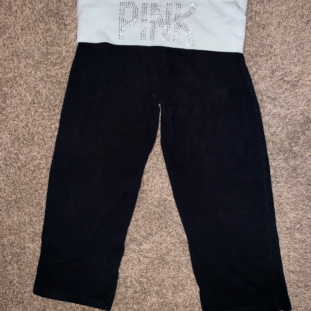 Light blue and black- Yoga, flare capris🖤💙